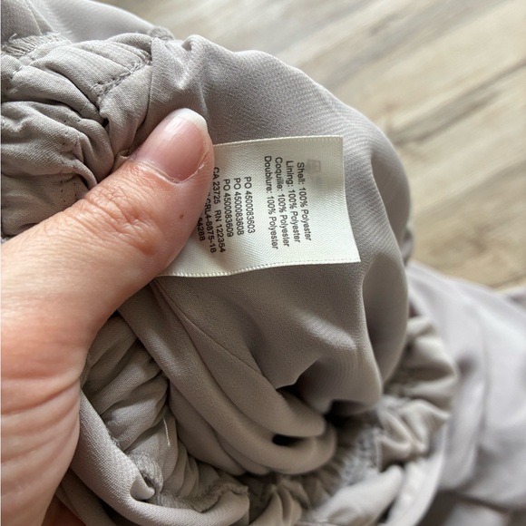 Aritzia Wilfred Fleurette Jumpsuit Ruffled Sleeves Elastic Waist Back Keyhole - Picture 11 of 11